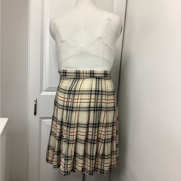 Vintage 90s Y2K Michael K & Company Beige Plaid Pleated Knee Length A-line Skirt - Picture 9 of 10